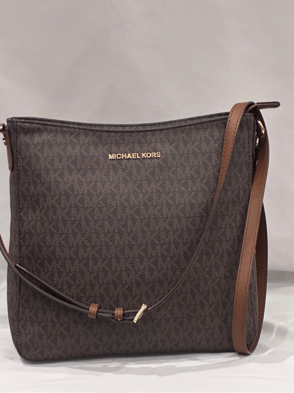 Michael Kors Woman Brown Signature Crossbody Bag - Picture 2 of 14